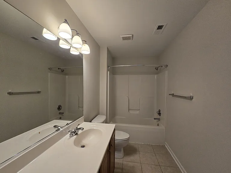 9521 Pine Trails Ct — Photo 29
