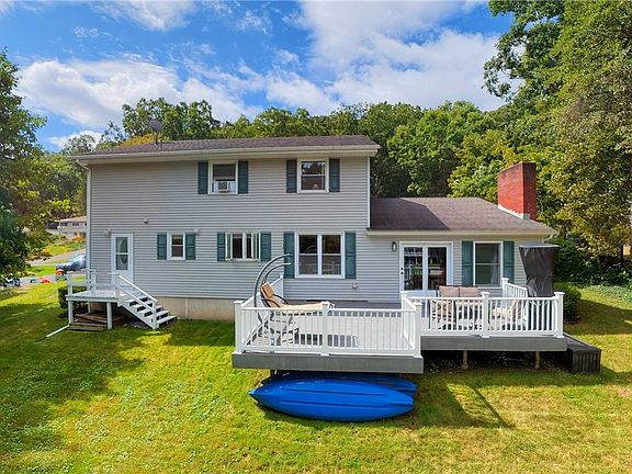 4th image of 10 Highland Dr
