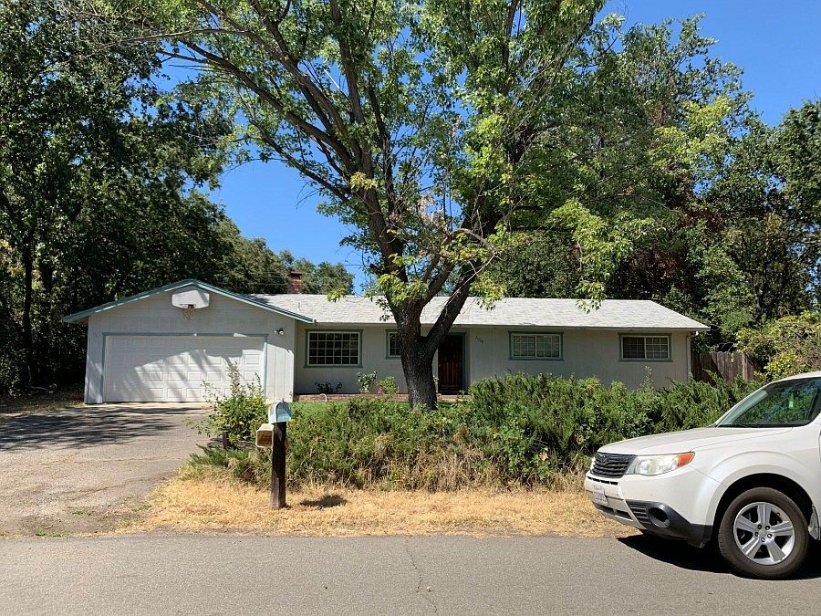 1st image of 21868 Berkeley Dr