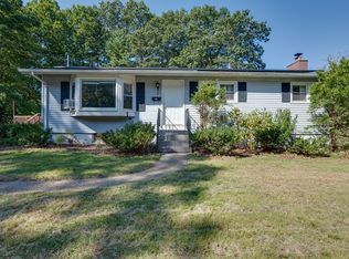 14 Crestwood Rd, Leicester, MA 01524