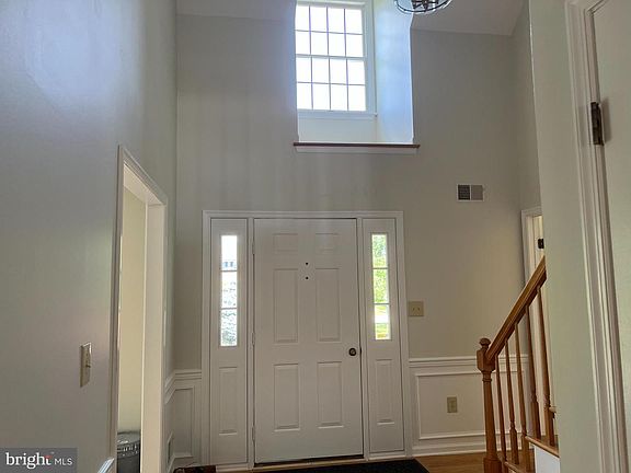 2nd image of 17 Huntington Dr