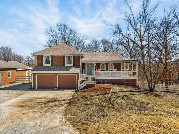 30030 W 84th St, De Soto, KS 66018