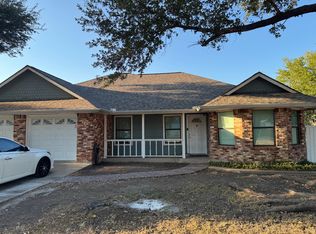 1006 Eastridge Cir, Red Oak, TX 75154
