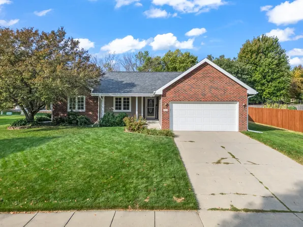 422 NW Skyline Dr, Ankeny, IA 50023