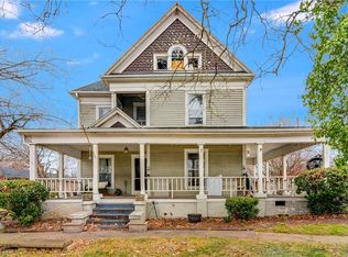 2400 Spring Garden St, Greensboro, NC 27403