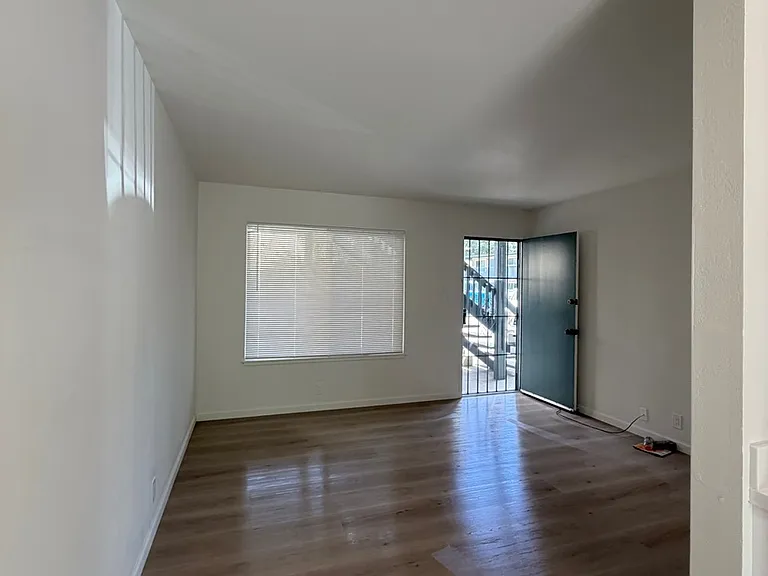 50 Merrydale Rd #8 — Photo 1