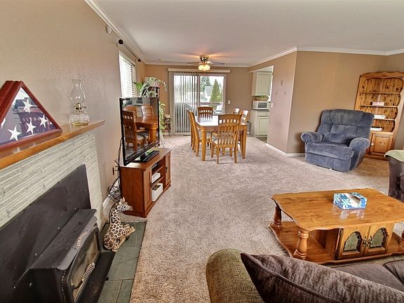 5th image of 2905 18th St SE