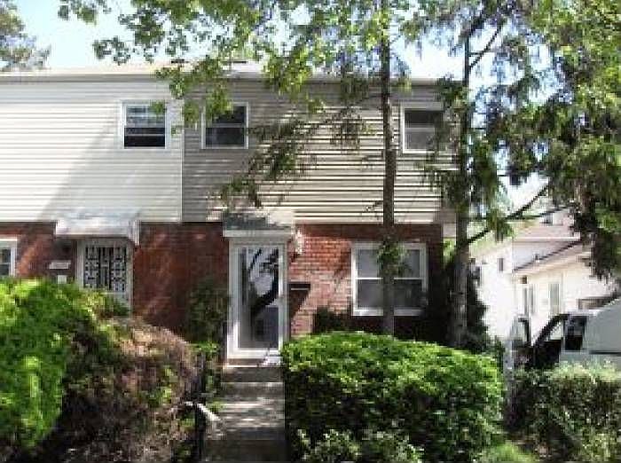 1st image of 9808 Avenue M