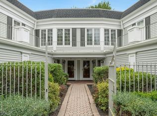 185 Terrace Dr, Chatham, NJ 07928