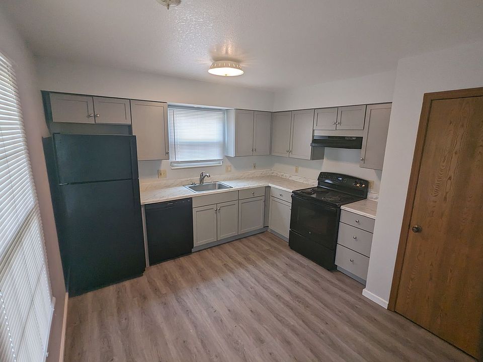 1st image of 5711 Ryewyck Dr #1
