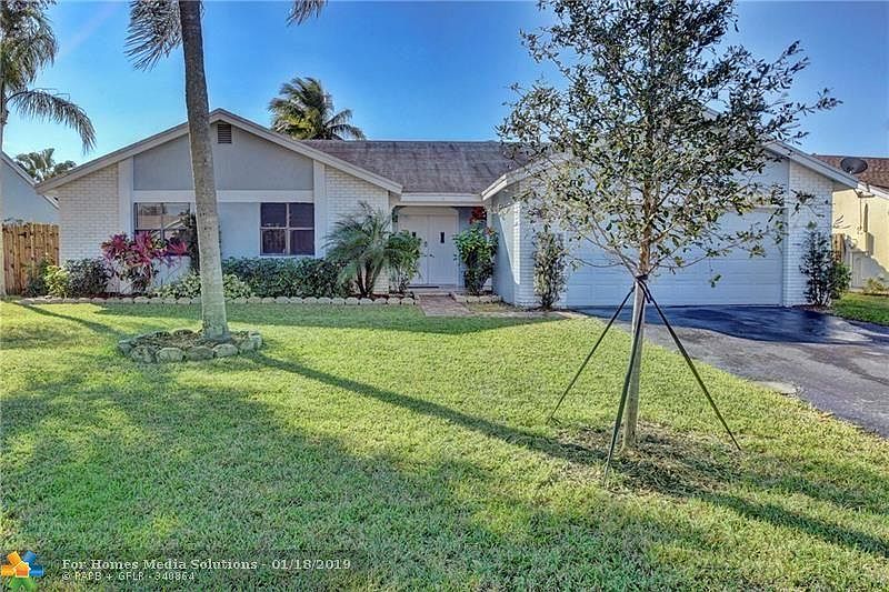 1st image of 11222 NW 44th St