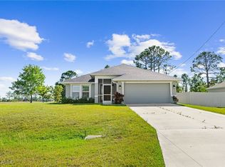 4137 NE 10th Place Cpe, Coral, FL 33909