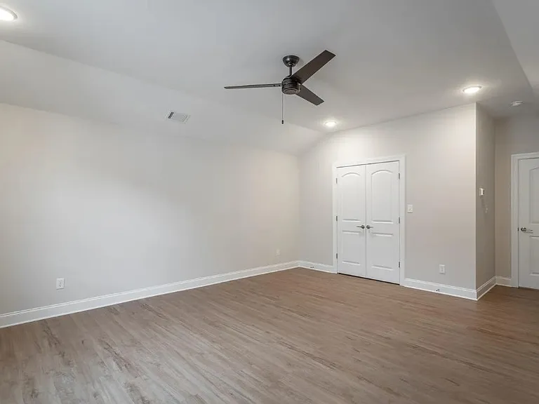 7019 Mercedes Ln #1562 — Photo 13
