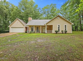 1554 Orchard Wood Rd, Terry, MS 39170