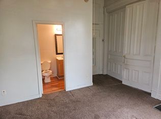 930 S 1st St #1A, Louisville, KY 40203