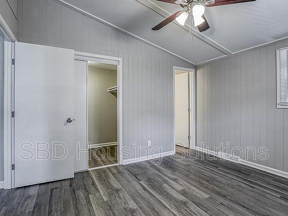 4th image of 1812 S Evanston Ave