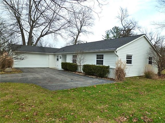 2nd image of 7637 Woodside Dr