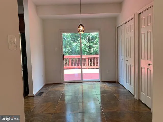 6371 Gray Sea Way — Photo 7