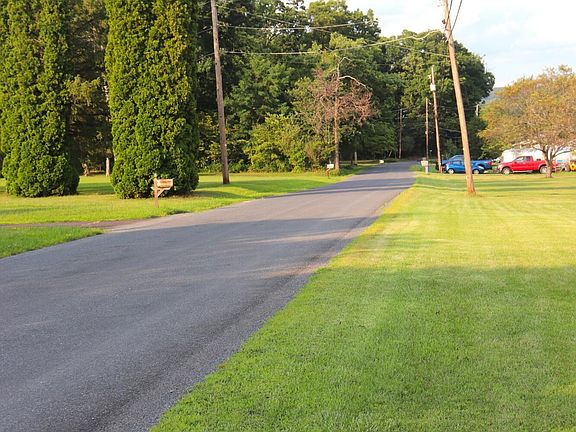 4th image of 98 Municipal Rd