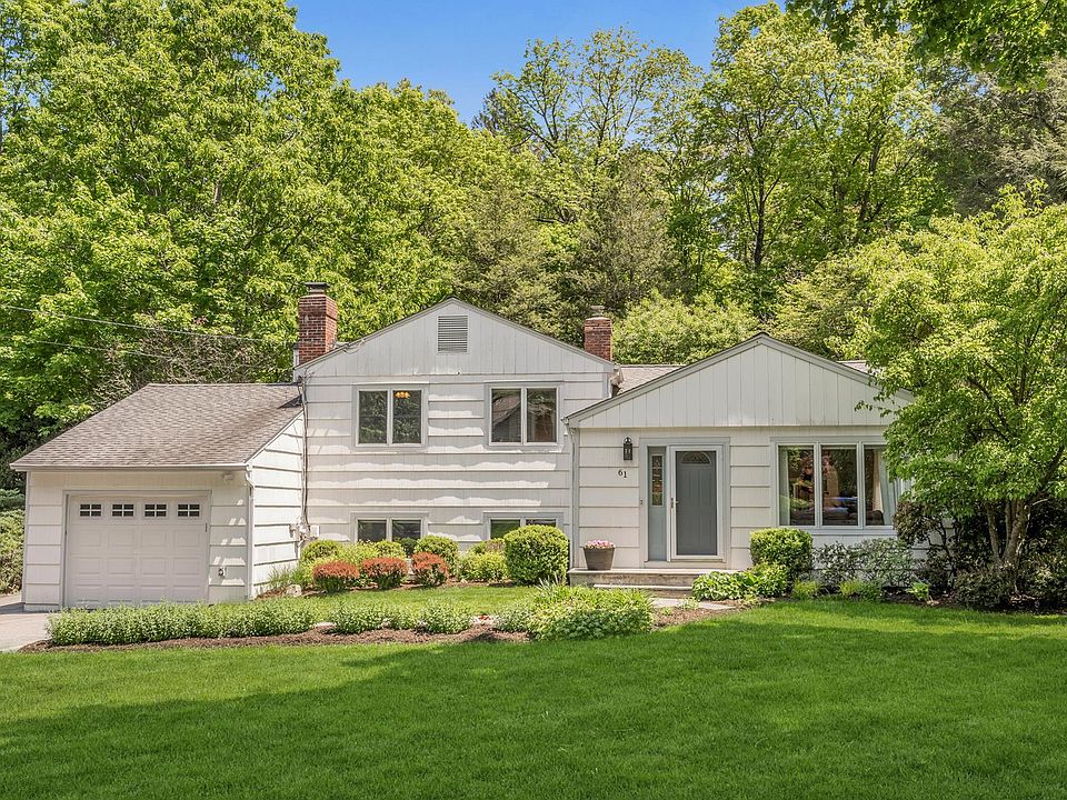 1st image of 61 Dogwood Ln