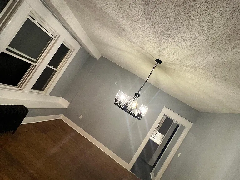 180 Oak Grove Ave — Photo 9