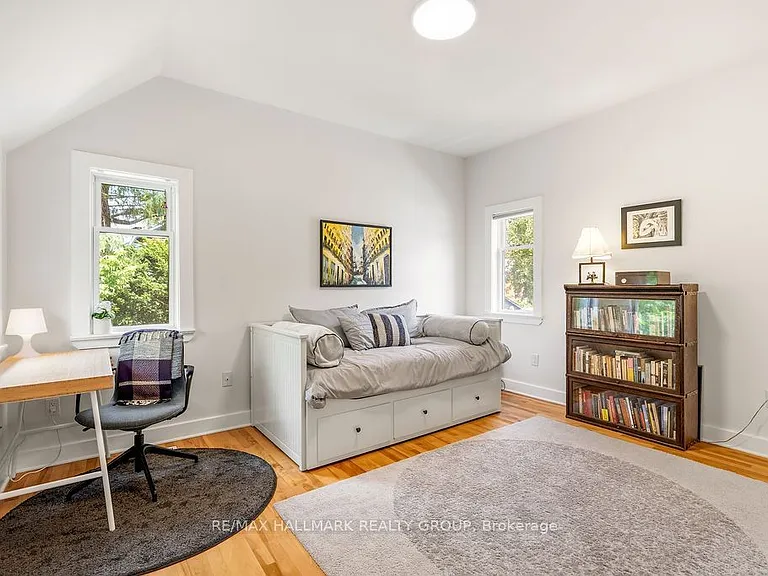 23 Newton St — Photo 37