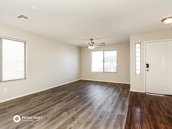 4th image of 21087 W McNeil St