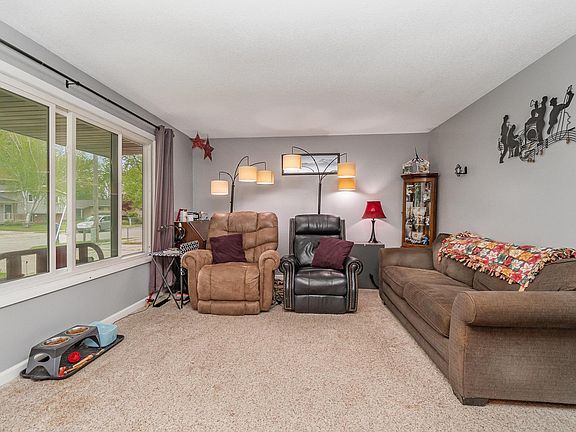 4th image of 311 John K Dr