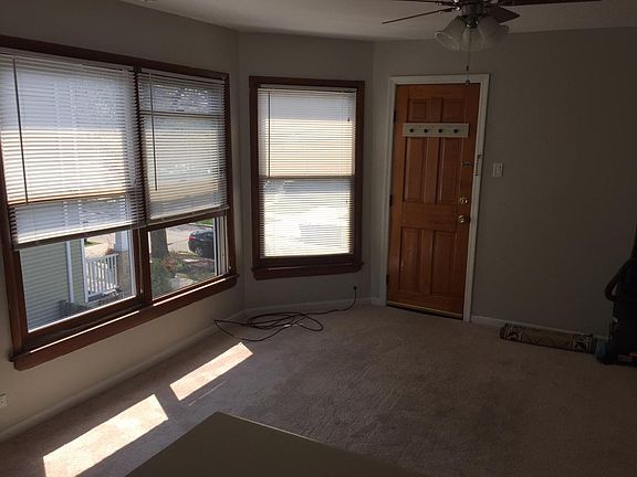 2nd image of 4433 N Kilbourn Ave #2