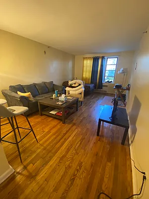 Rented by Standard Living Realty Inc | media 19