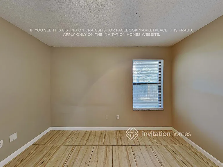 1562 Candice Ct — Photo 12