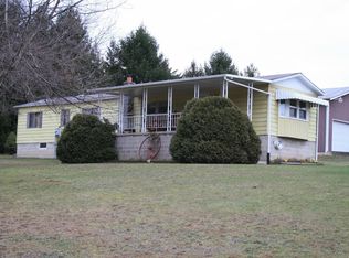 25 Pine St, New Columbia, PA 17856