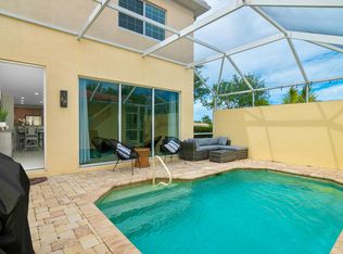 8254 Josefa Way, Naples, FL 34114