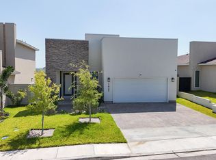 1421 Eagles Ln, Laredo, TX 78045