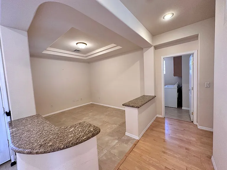 10252 Riva De Destino Ave — Photo 14