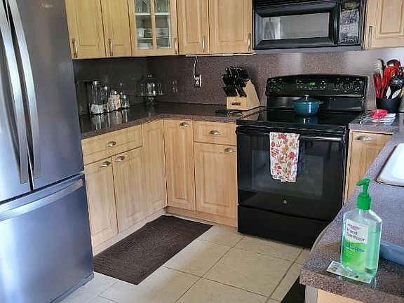4th image of 3149 SW Natura Ave
