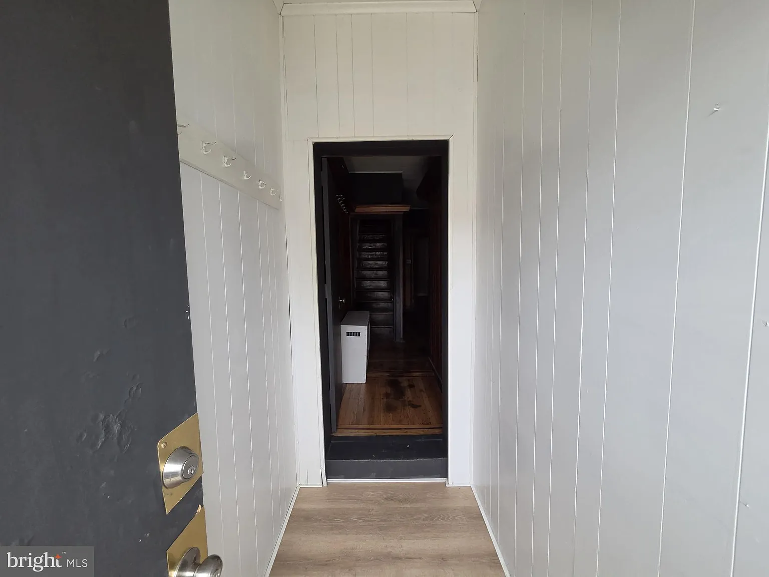 4 bed, 1.5 bath, $1,700 — Photo 2