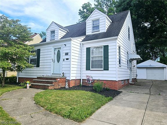 2nd image of 4723 Krueger Ave