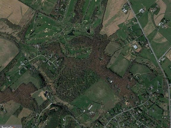 3rd image of 411 Pleasant Valley Rd