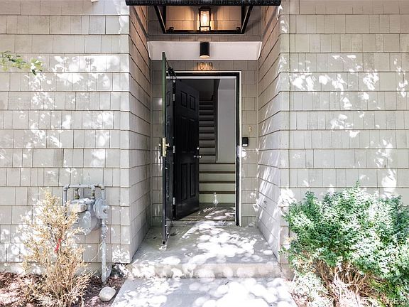 4th image of 1619 N Franklin Street