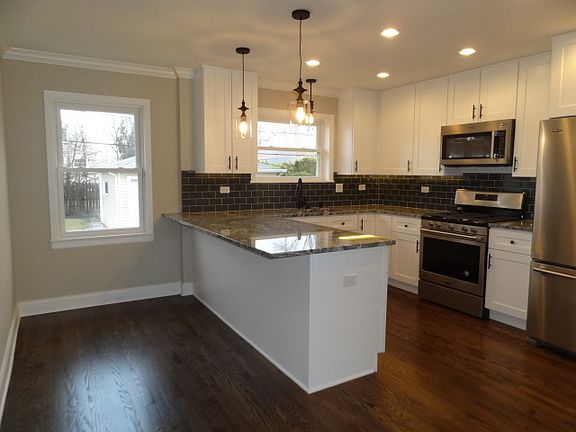 5th image of 4743 N Nagle Ave