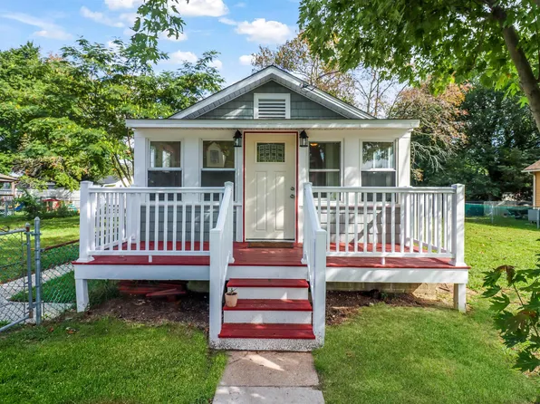 57 E Hudson Ave, Villas, NJ 08251