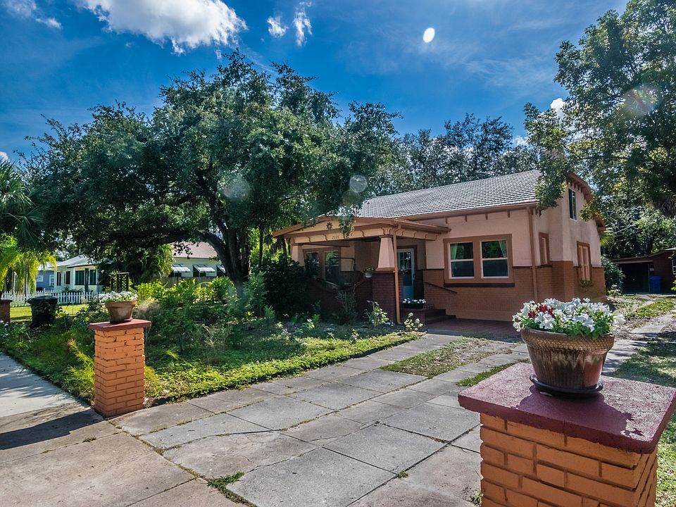 1st image of 2028 Katherine St