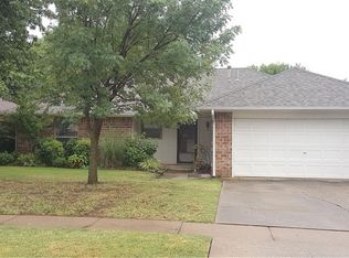 520 W 8th St, Edmond, OK 73003