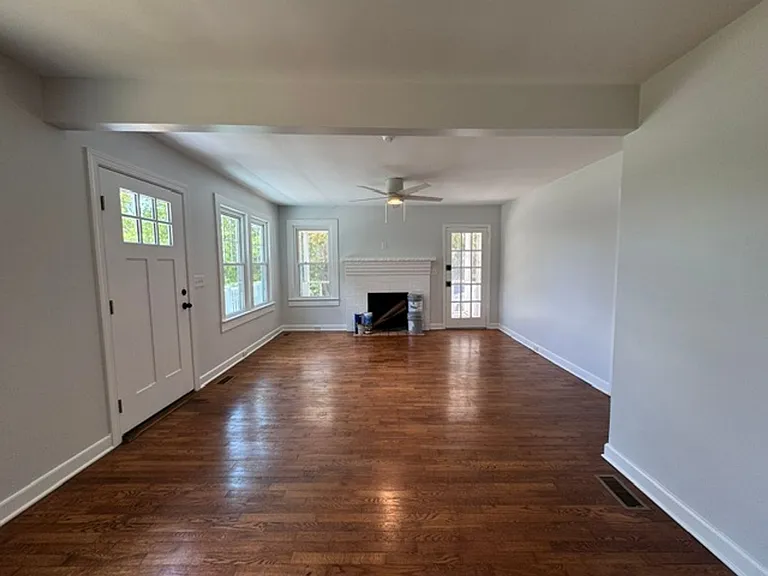 481 S Suber Rd — Photo 3