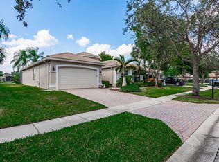 7626 Tarpon Cove Cir, Lake Worth, FL 33467