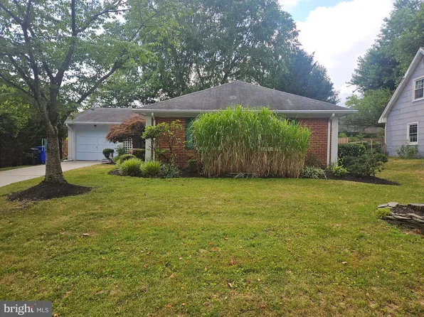 12309 Starlight Ln, Bowie, MD 20715