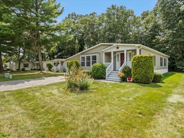 246 Maple Leaf Dr #246, Taunton, MA 02780