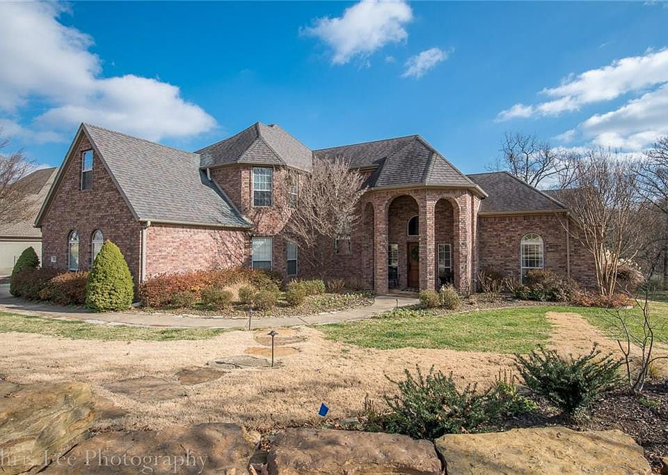 1st image of 2438 N Candlewood Dr
