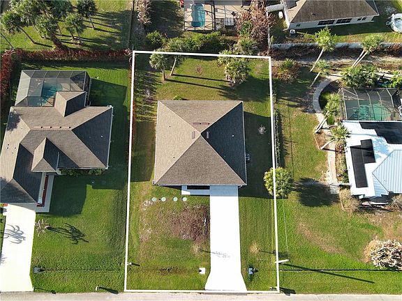 5th image of 450 Kendall Ave
